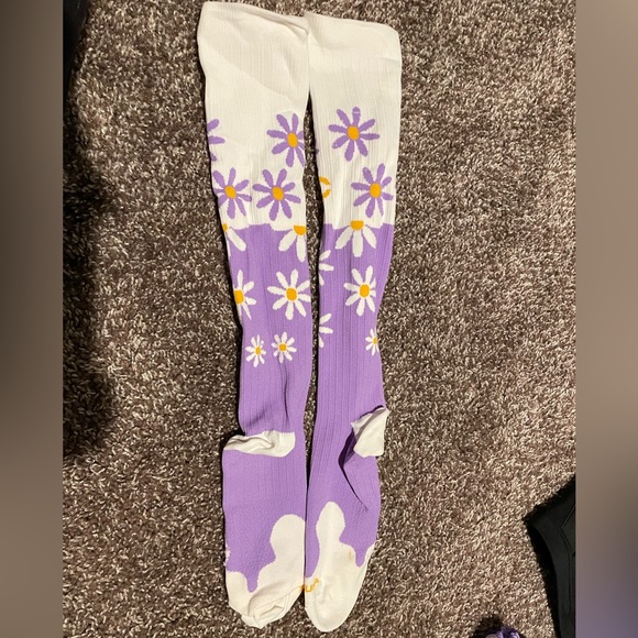 Pro Compression Socks - Picture 2 of 2